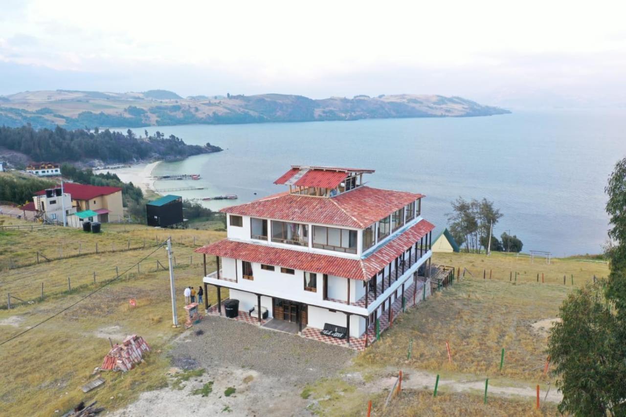 Hotel Tota Eliseo Playa Blanca Lago De 托塔 外观 照片