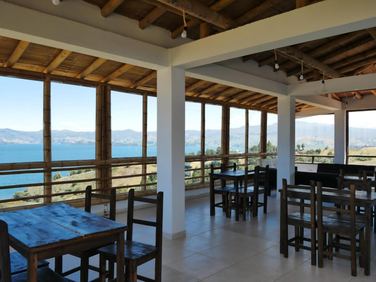 Hotel Tota Eliseo Playa Blanca Lago De 托塔 外观 照片